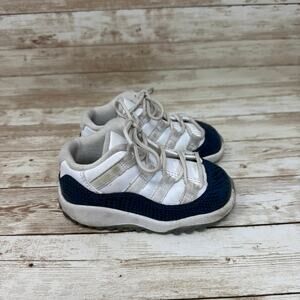 Air Jordan 11 Retro 2019 Navy Blue Snakeskin Low Top Sneakers Kids 6C